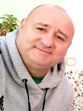 Spanish men looking for love