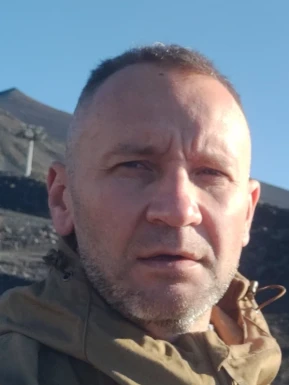 English men looking for love