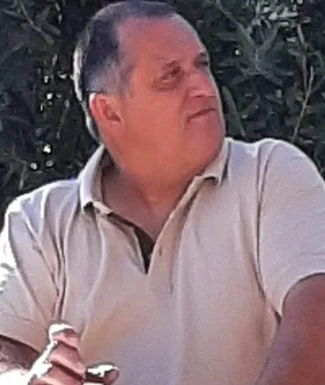 French men looking for love