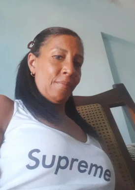 <span>Yaritza, 50</span>&nbsp;<span style='width: 25px; height: 16px; float: right; background-image: url(/bitmaps/flags_small/CU.PNG)'>&nbsp;</span><br><span>Havana, Cuba</span>&nbsp;<input type='button' class='joinbtn' style='float: right' value='JOIN NOW' />