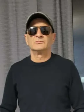 Foreign men for dating