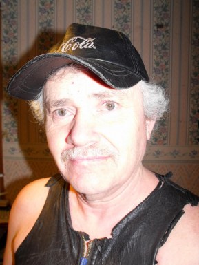 Canadian men looking for love
