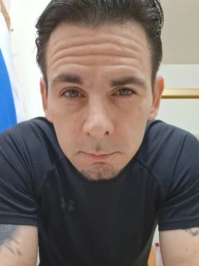 American men looking for love