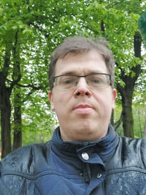 <span>Kamil, 39</span> <span style='width: 25px; height: 16px; float: right; background-image: url(/bitmaps/flags_small/PL.PNG)'> </span><br><span>Kattowitz, Польща</span> <input type='button' class='joinbtn' style='float: right' value='JOIN NOW' />
