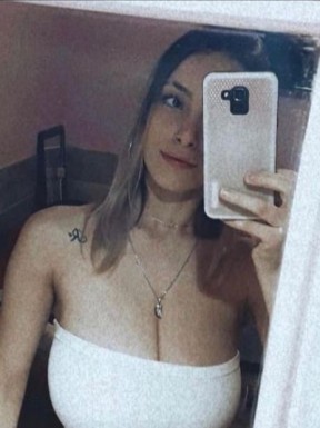 <span>Sarah, 25</span> <span style='width: 25px; height: 16px; float: right; background-image: url(/bitmaps/flags_small/CO.PNG)'> </span><span style='float: right;margin-right: 20px;'><i class='fa fa-heart'></i> 86</span><br><span>Cota, Colombia</span> <input type='button' class='joinbtn' style='float: right' value='JOIN NOW' />