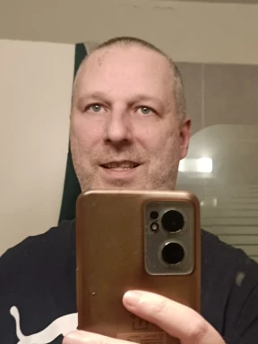 French men looking for love