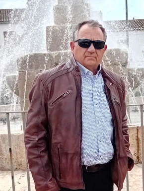 Spanish men looking for love