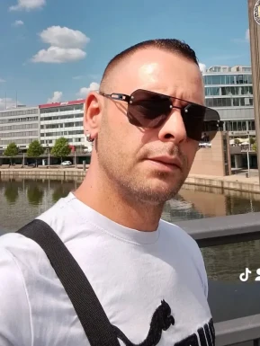 Foreign men for dating