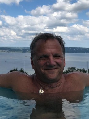 American men looking for love