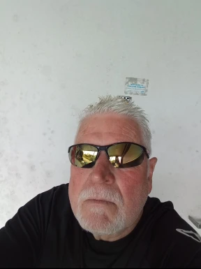 American men looking for love