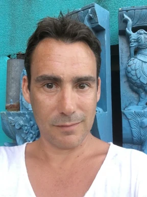 French men looking for love