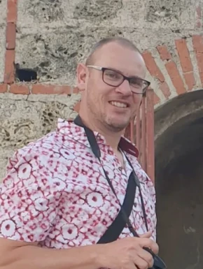 Foreign men for dating