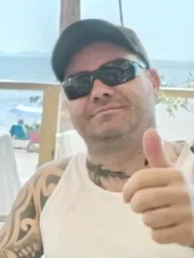 Spanish men looking for love