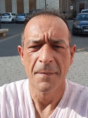 Spanish men looking for love