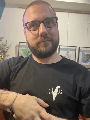 Spanish men looking for love