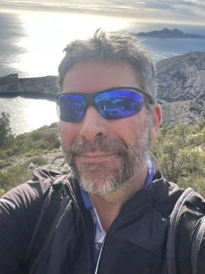 French men looking for love