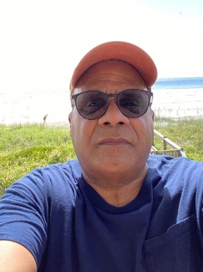 American men looking for love