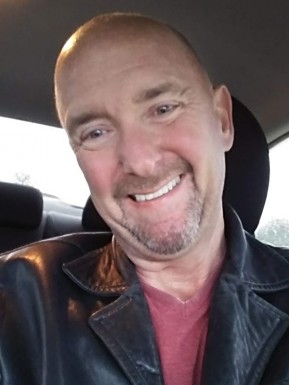 American men looking for love