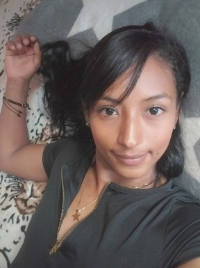 <span>Tatiana, 26</span> <span style='width: 25px; height: 16px; float: right; background-image: url(/bitmaps/flags_small/CO.PNG)'> </span><br><span>Bogota, Colombia</span> <input type='button' class='joinbtn' style='float: right' value='JOIN NOW' />