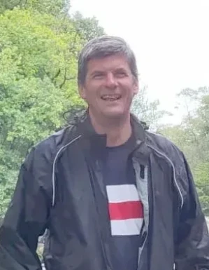 English men looking for love