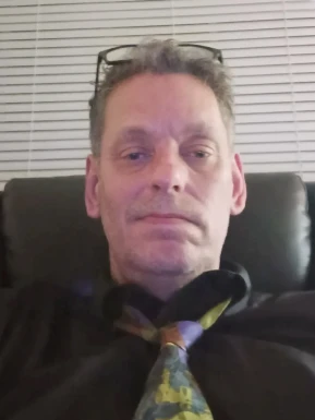 American men looking for love